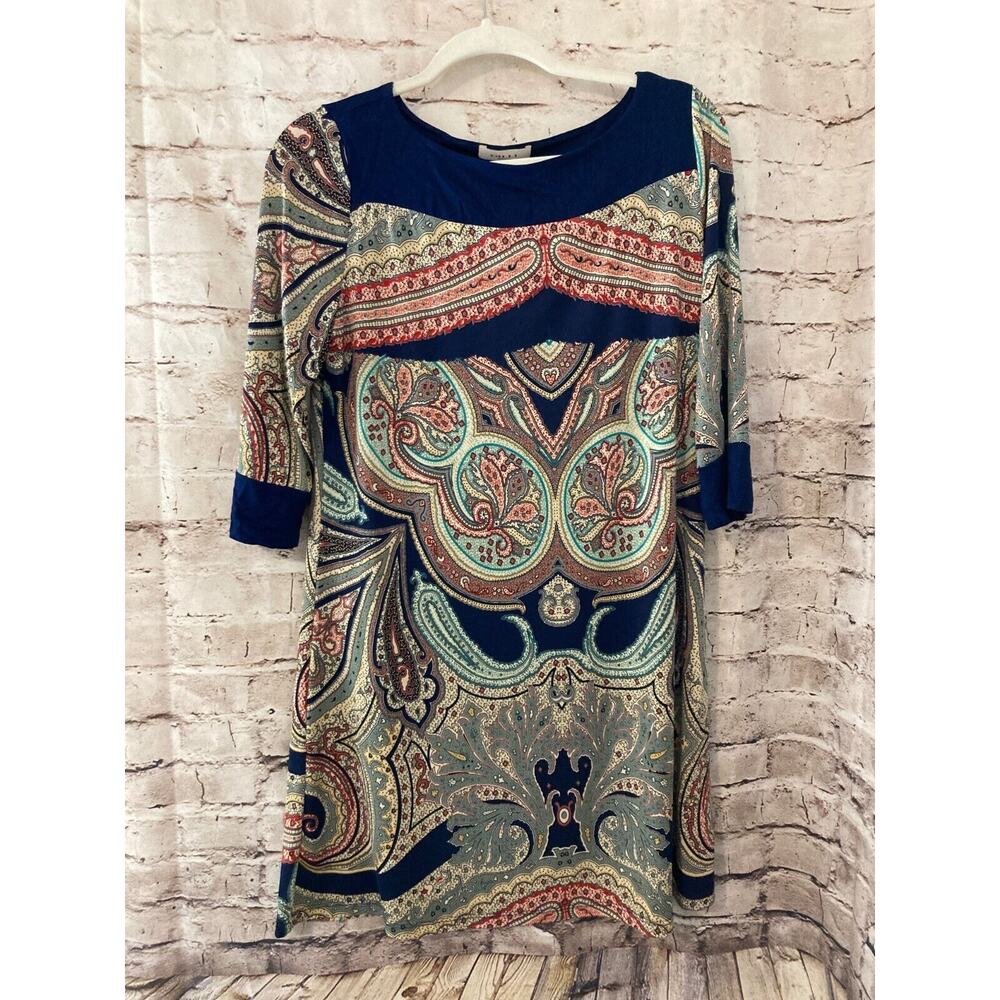 Gilli Dress Womens Medium Shift Navy Blue Paisley Long Sleeve Boat Neck Stretch